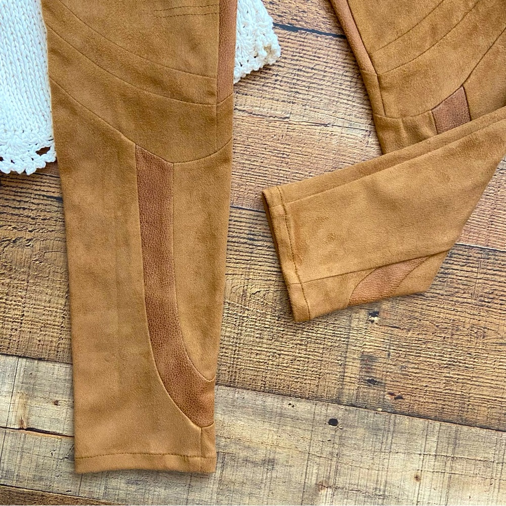Vegan Suede Moto Leggings⭐️NWT STRETCH EVERYWHERE by Black Orchid - Picture 3 of 12